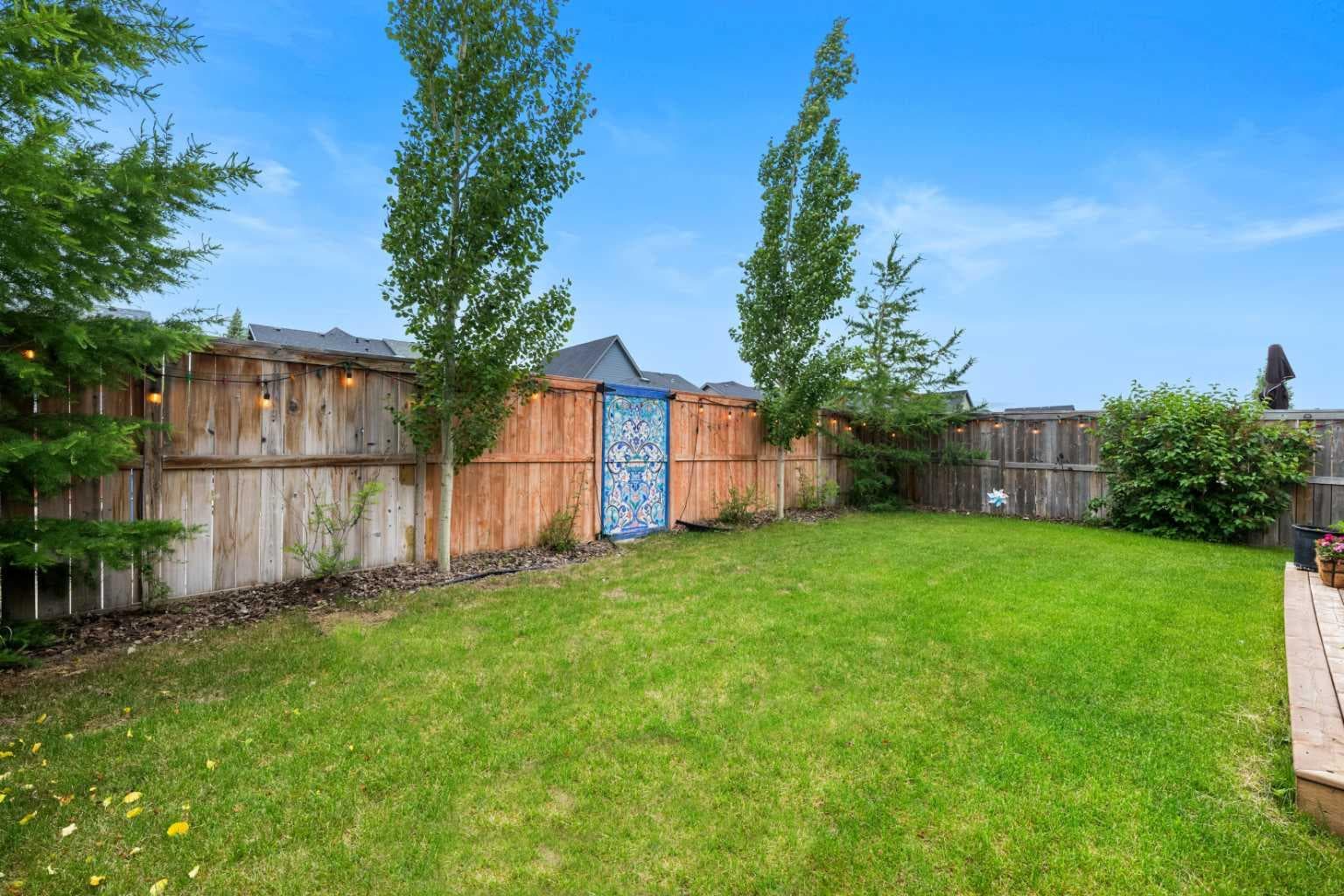 26 Walden Court SE