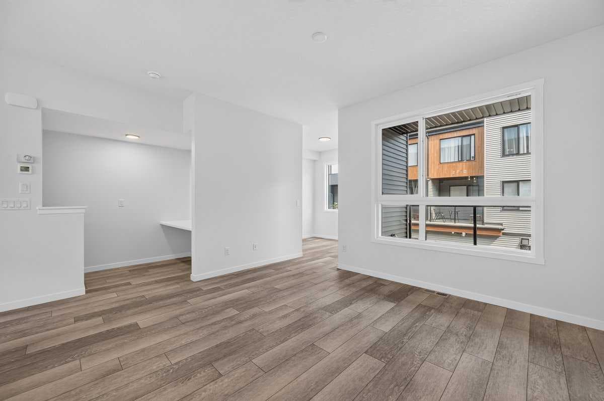 405, 81 MIDTOWN Boulevard SW
