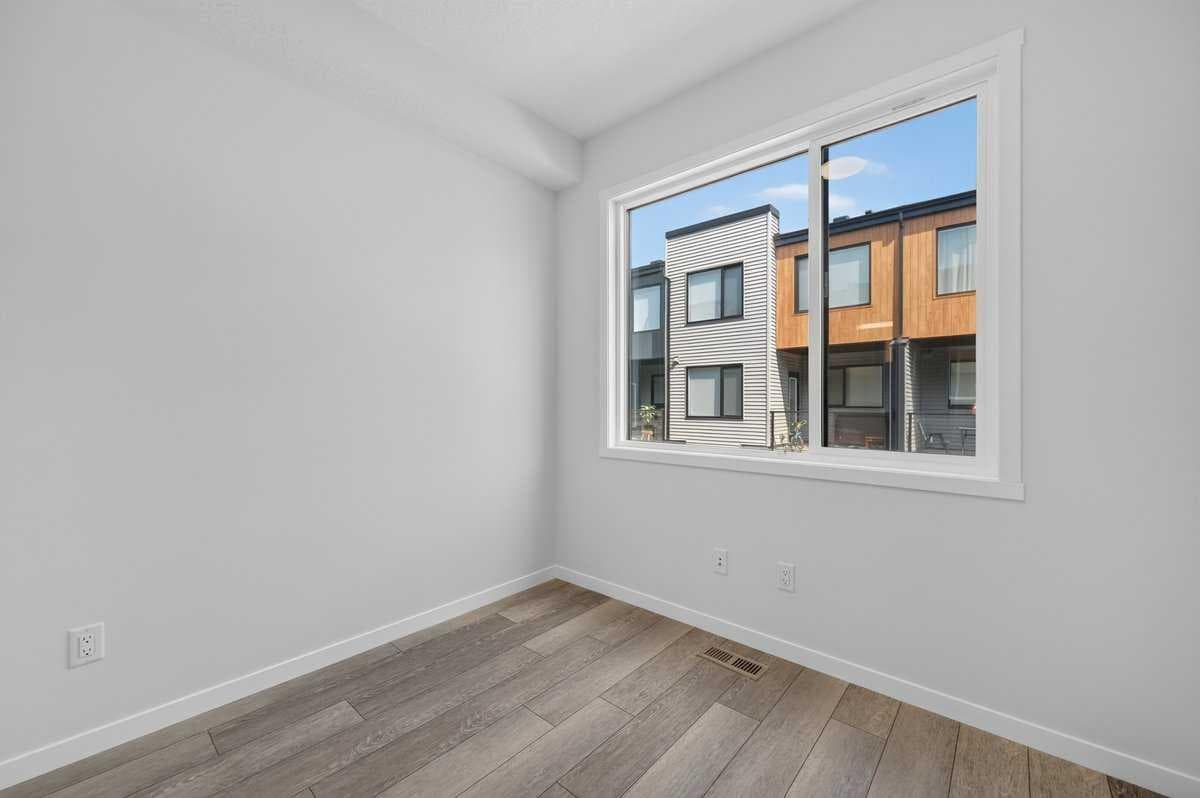 405, 81 MIDTOWN Boulevard SW