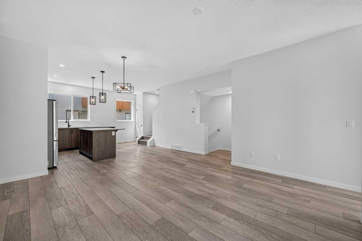 405, 81 MIDTOWN Boulevard SW