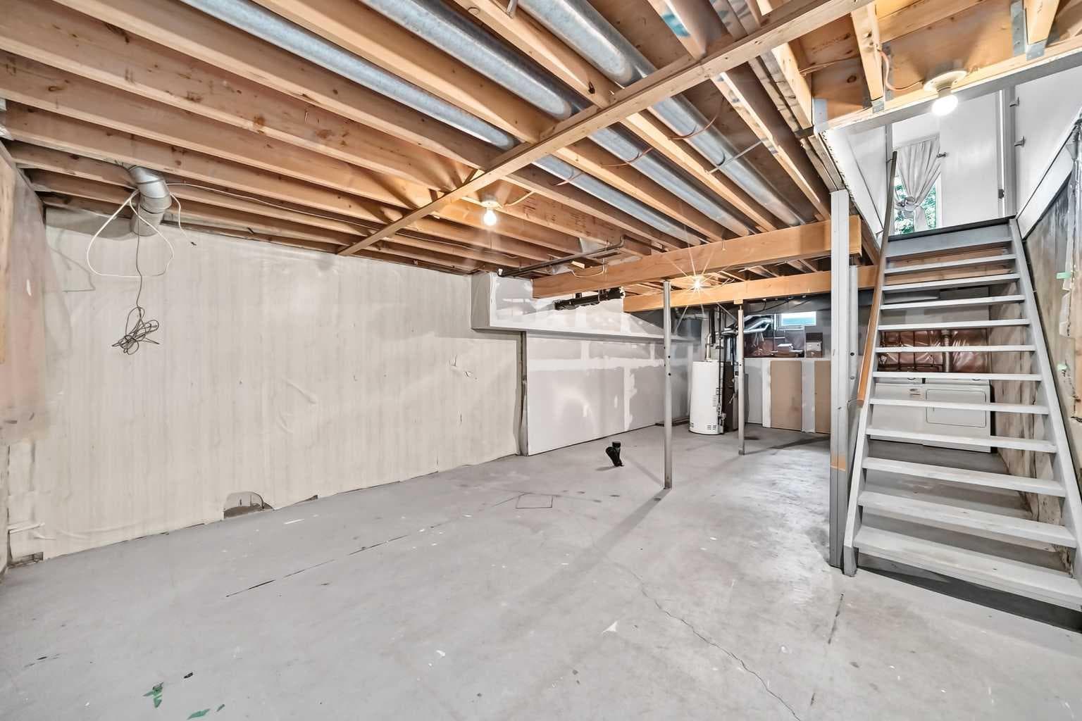 11 Falshire Terrace NE