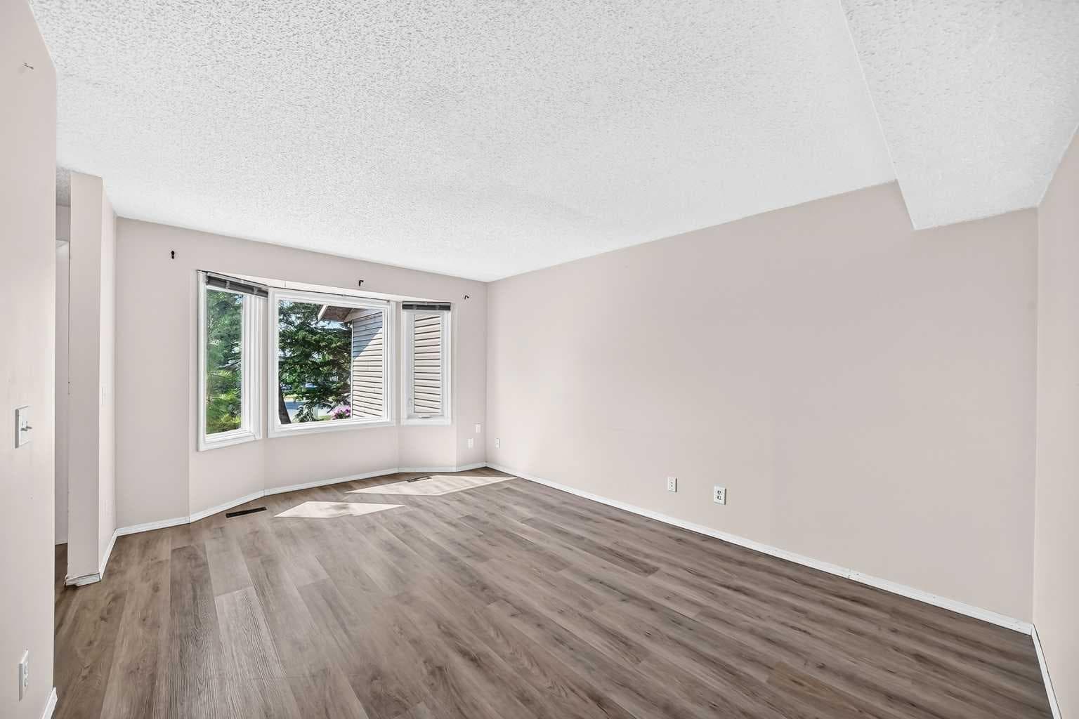 11 Falshire Terrace NE
