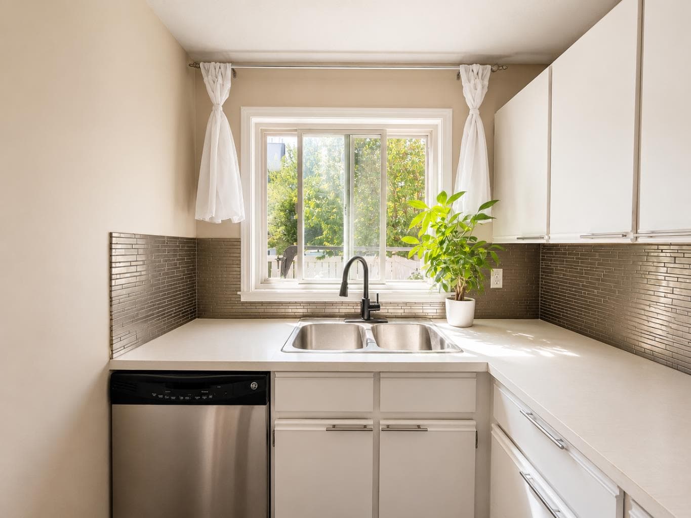 90, 999 Canyon Meadows Drive SW
