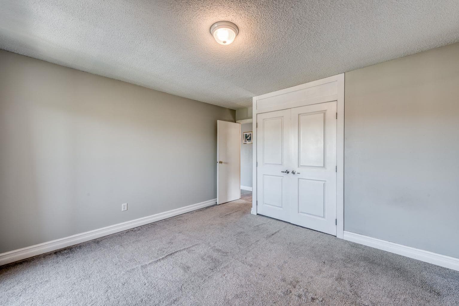 207, 1330 15 Avenue SW