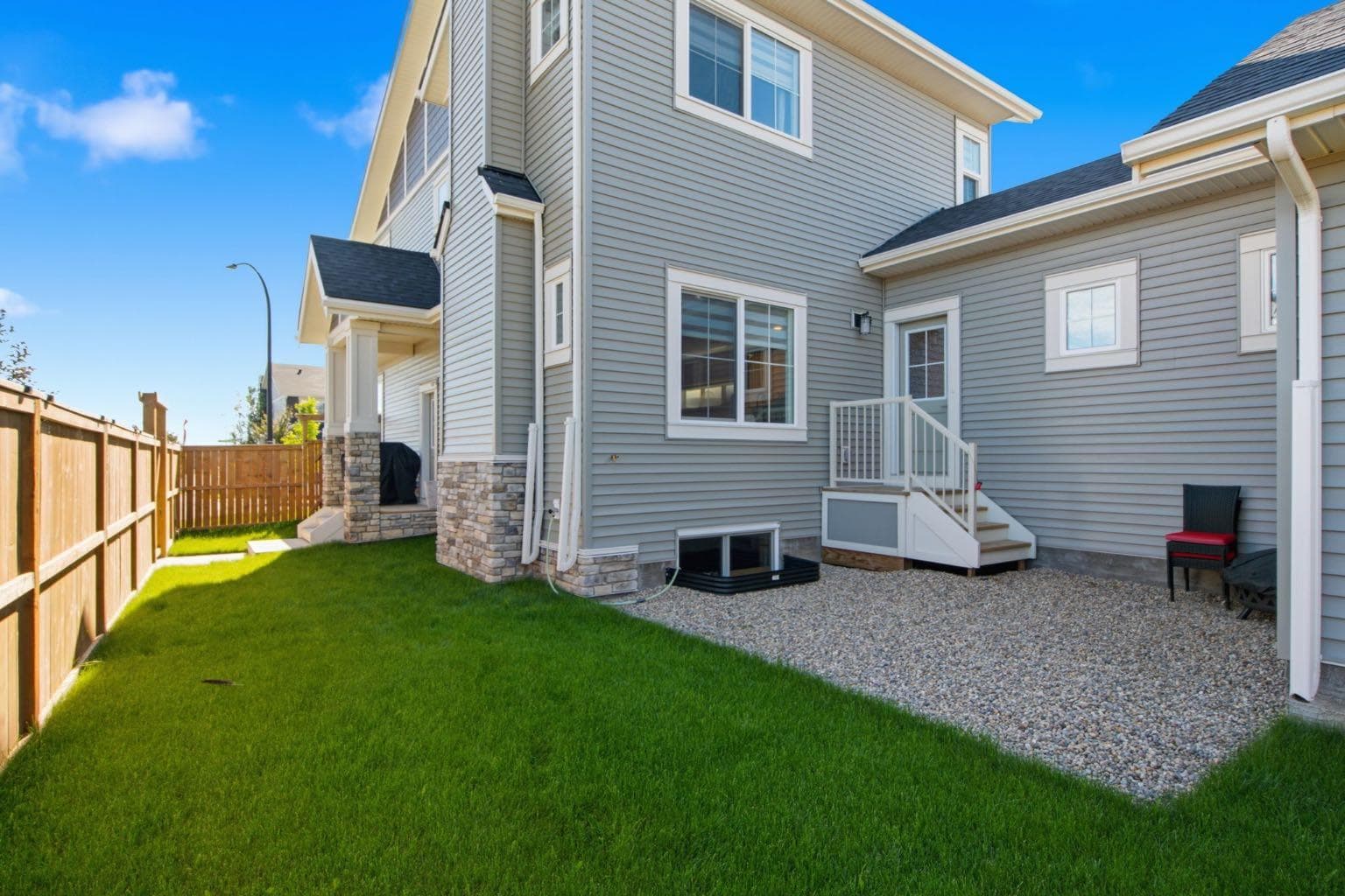 601 Reynolds Crescent SW