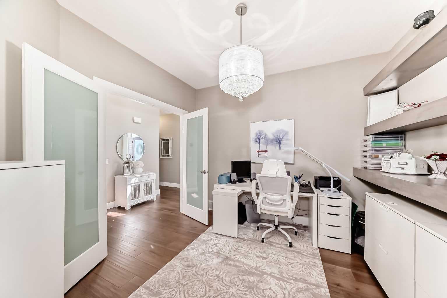 120 KINNIBURGH Circle 