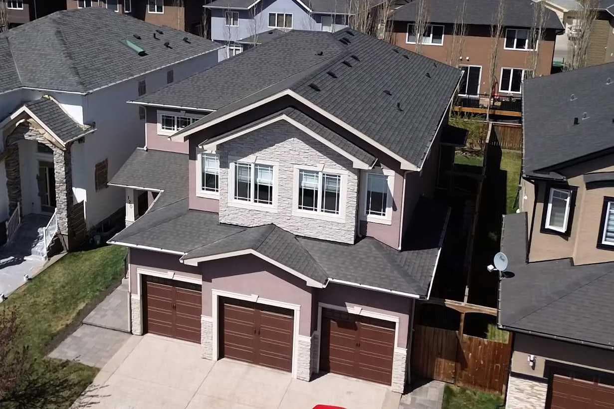 120 KINNIBURGH Circle 