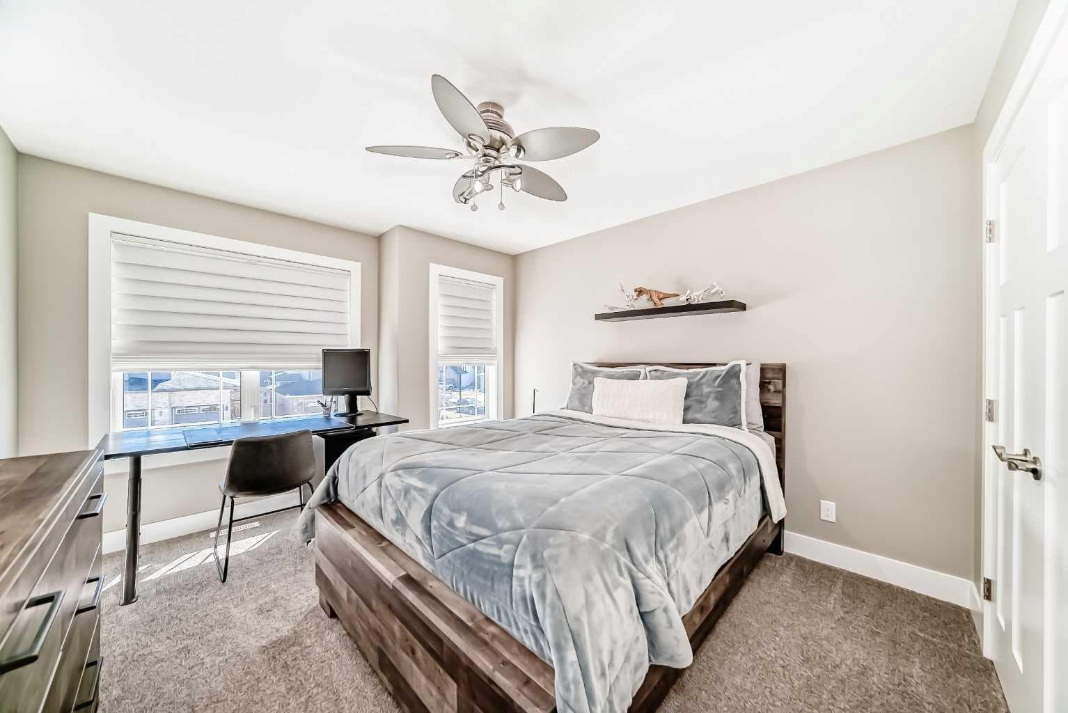 120 KINNIBURGH Circle 