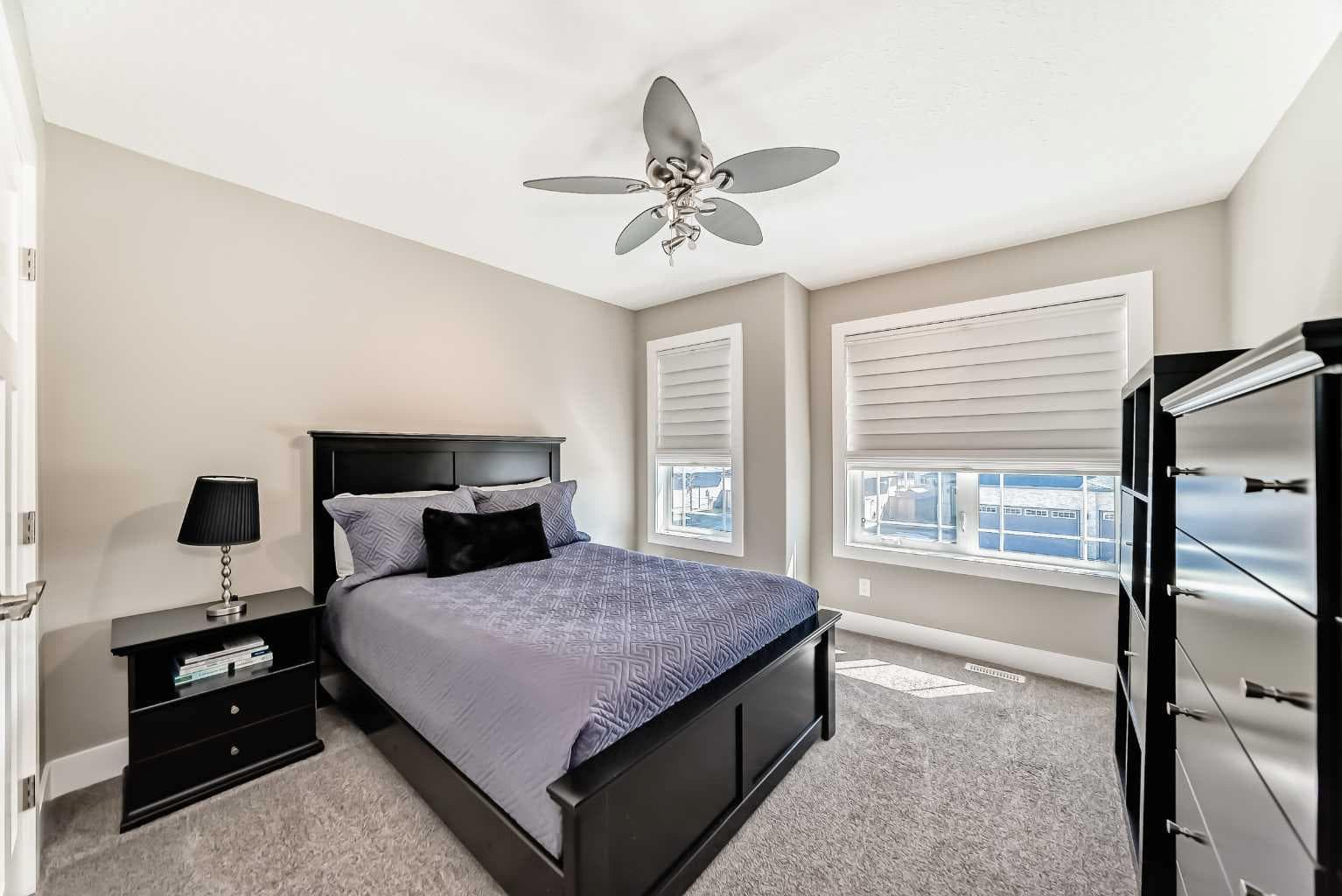 120 KINNIBURGH Circle 