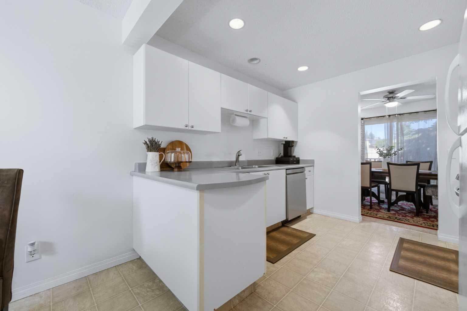 92, 388 Sandarac Drive NW