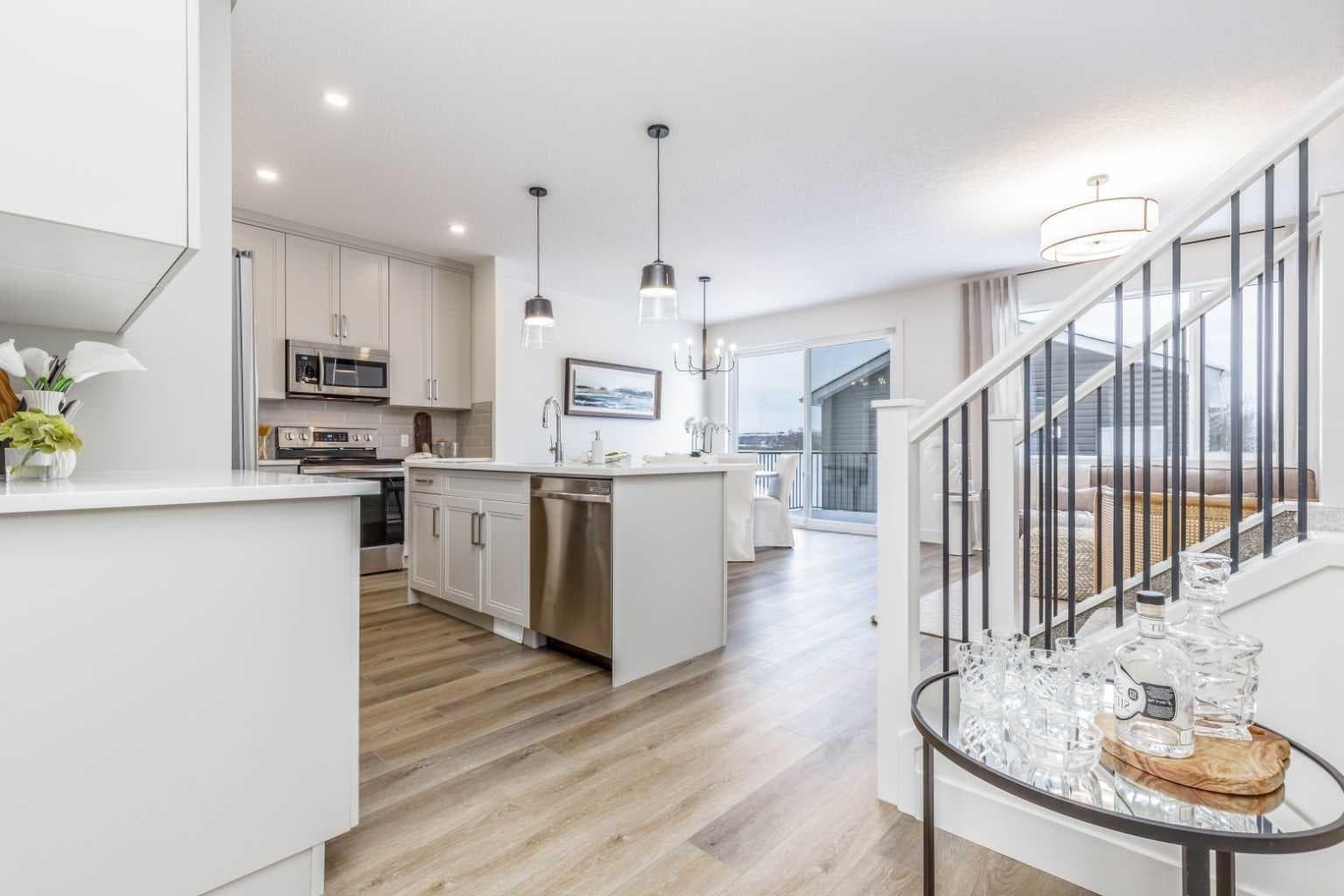 546 Rivercrest View 
