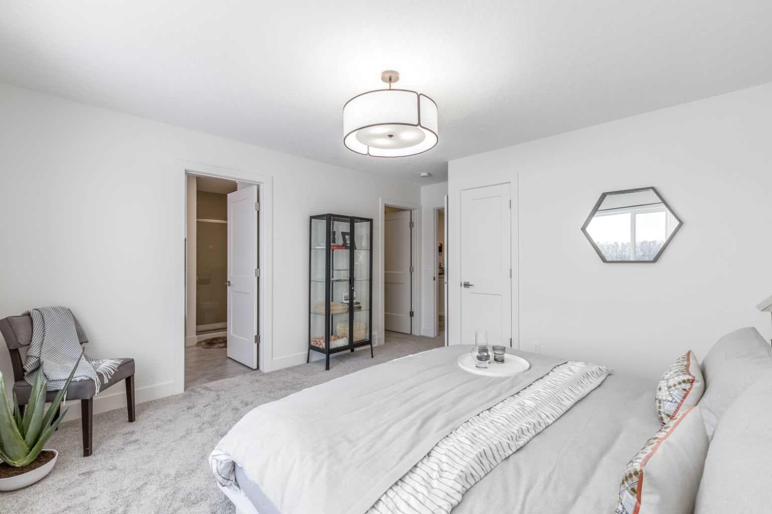 546 Rivercrest View 