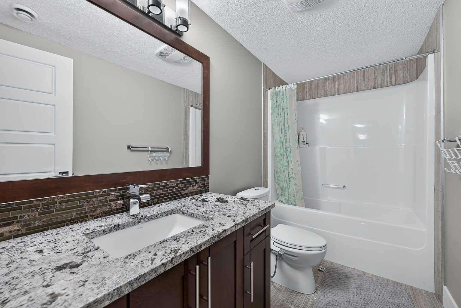 36 Rockyvale Green NW
