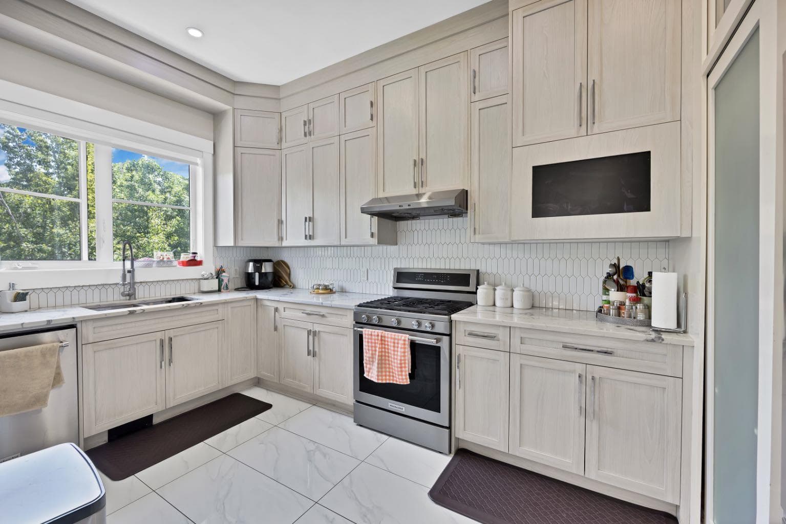 34 rockford Park NW