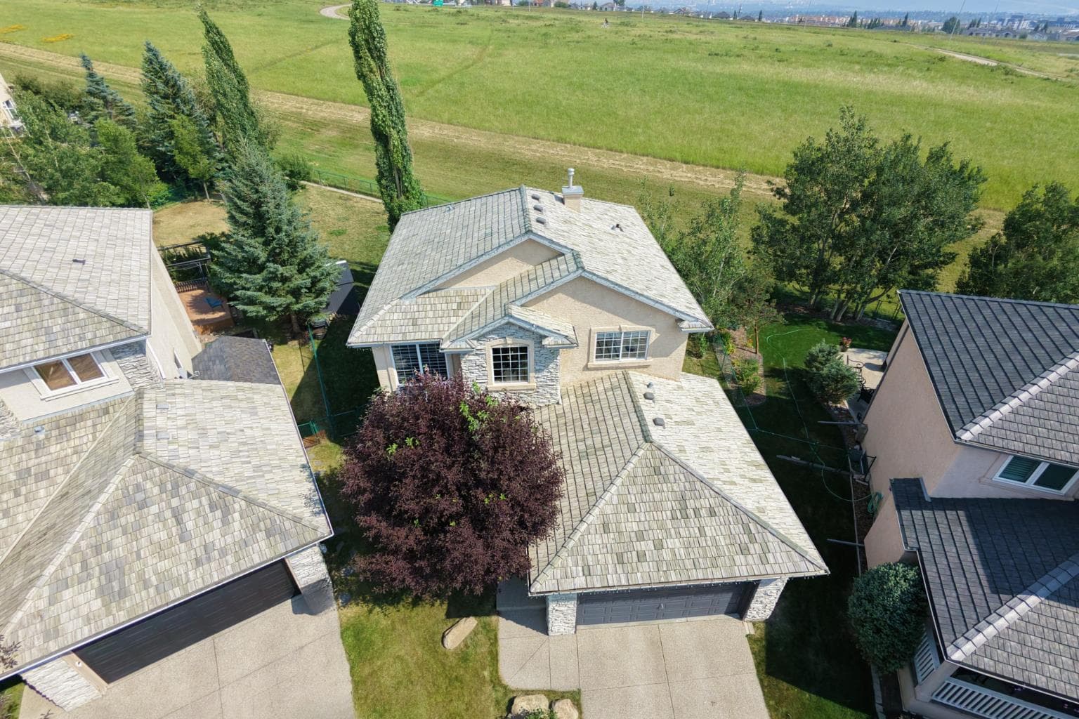81 Royal Crest Terrace NW