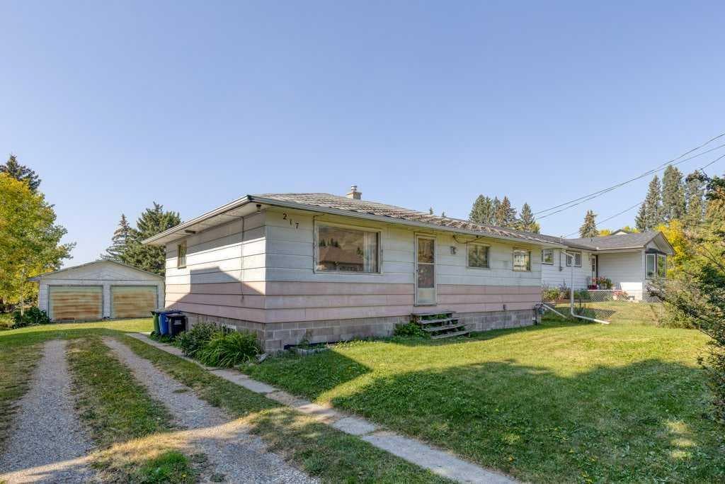 217 Ross Avenue 