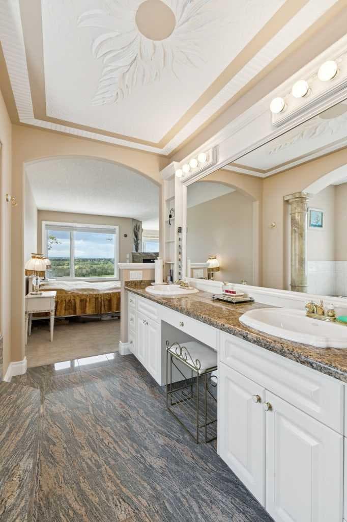 85 Mt Douglas Circle SE