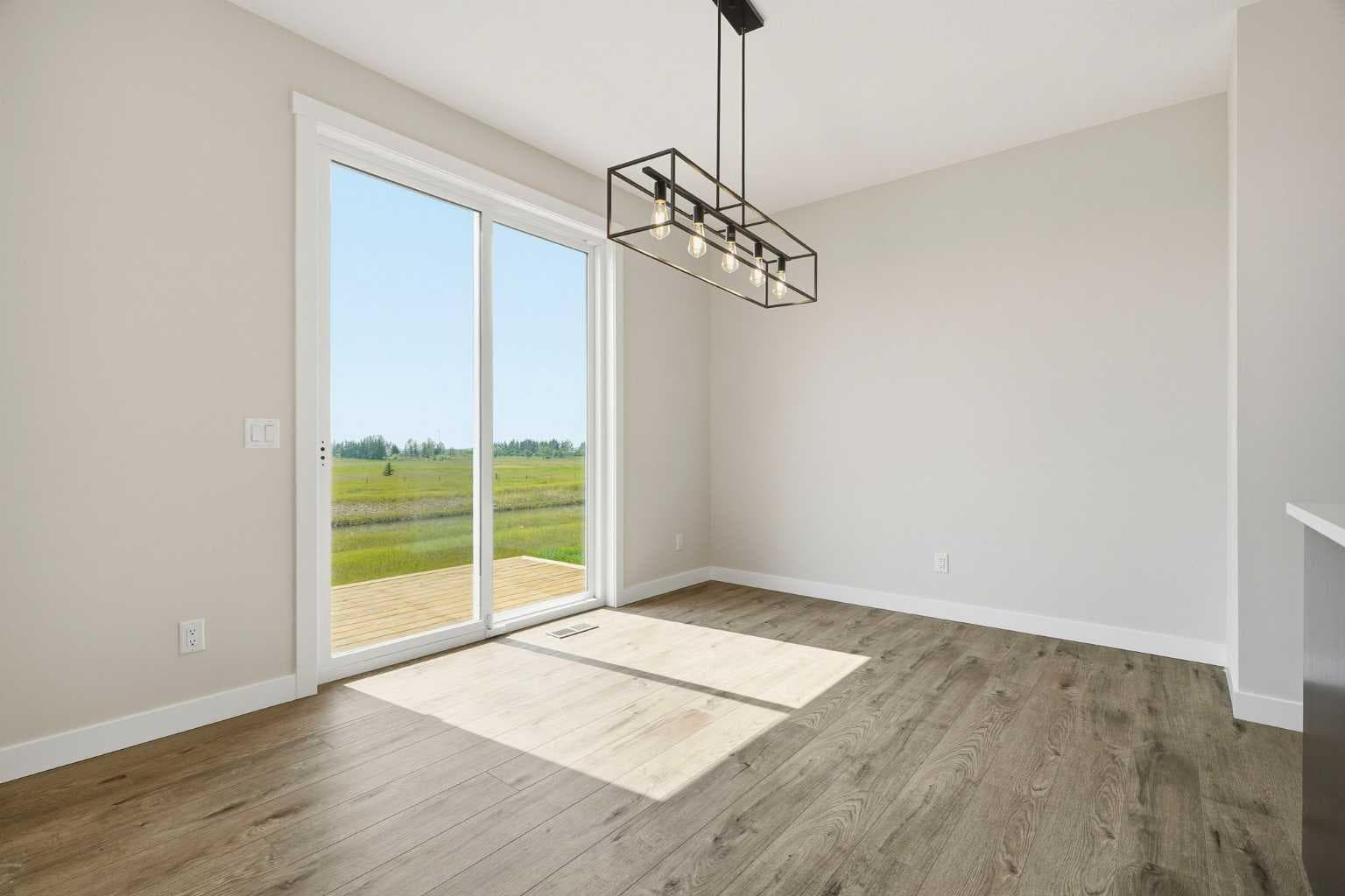 358 Kinniburgh Loop 