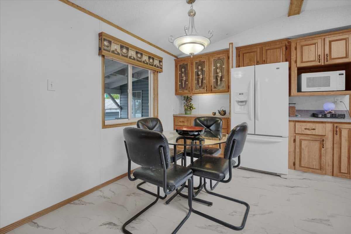 62, 99 Arbour Lake Drive  