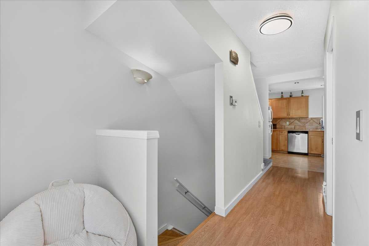 137 Bridlewood Lane SW