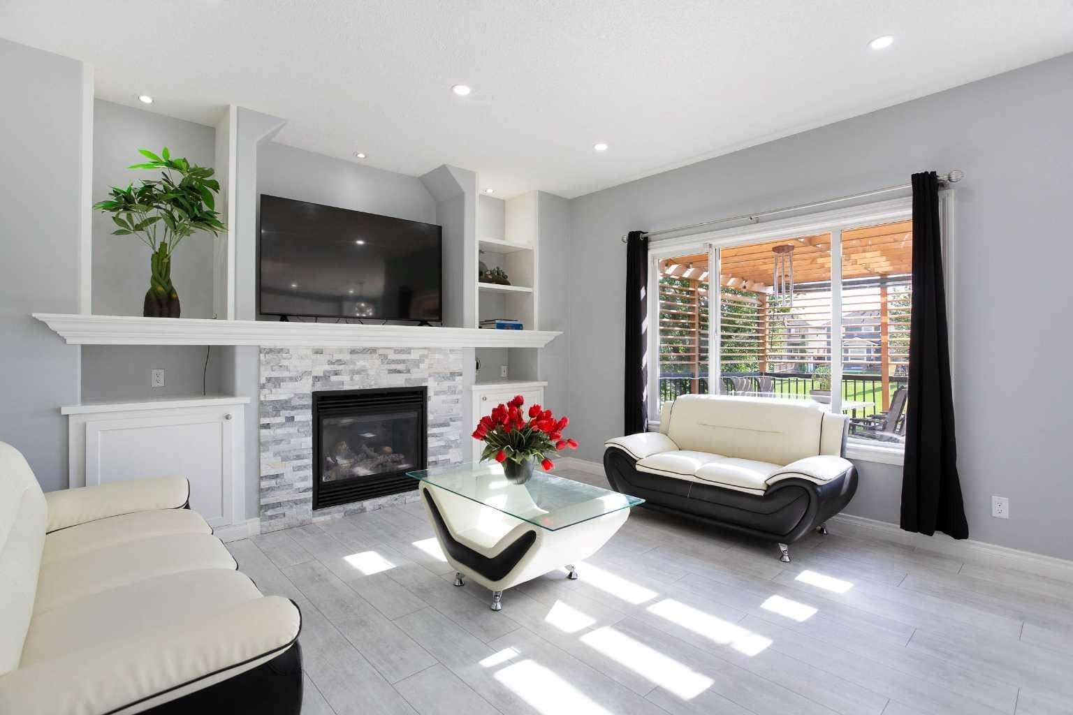 1925 Luxstone Park SW