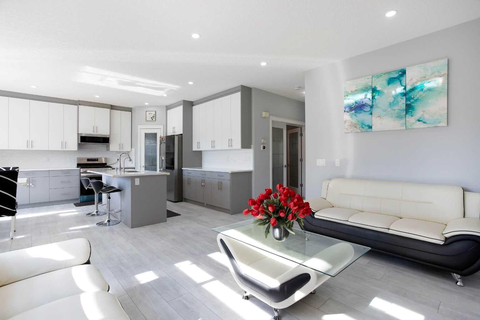 1925 Luxstone Park SW