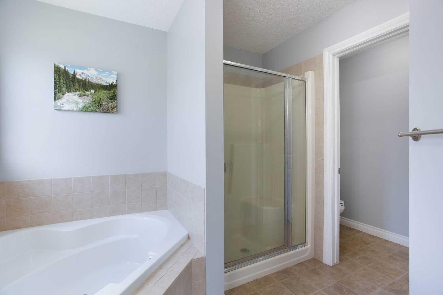 1925 Luxstone Park SW