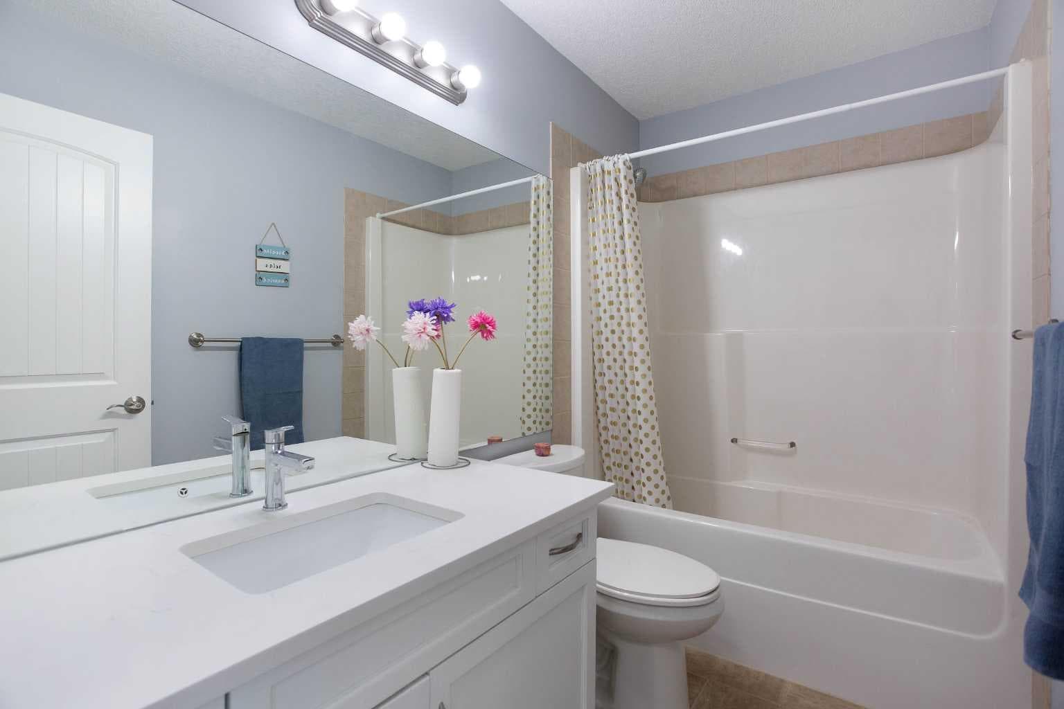1925 Luxstone Park SW