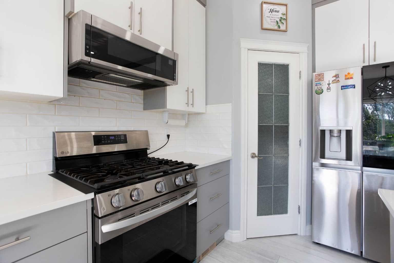 1925 Luxstone Park SW