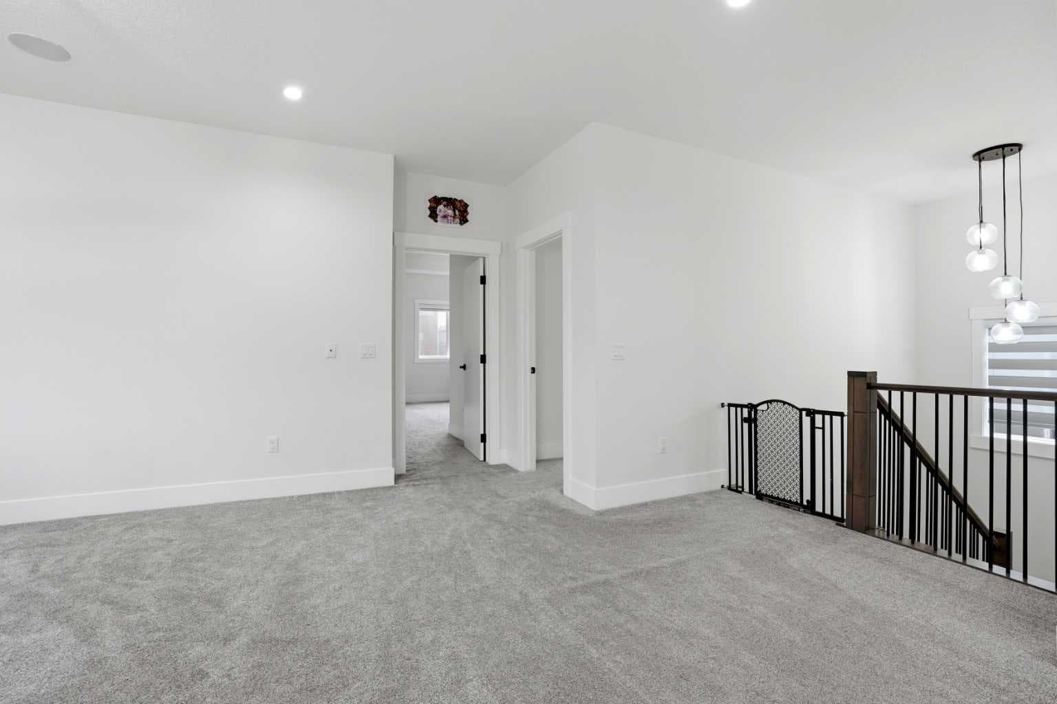 166 Kinniburgh Crescent 