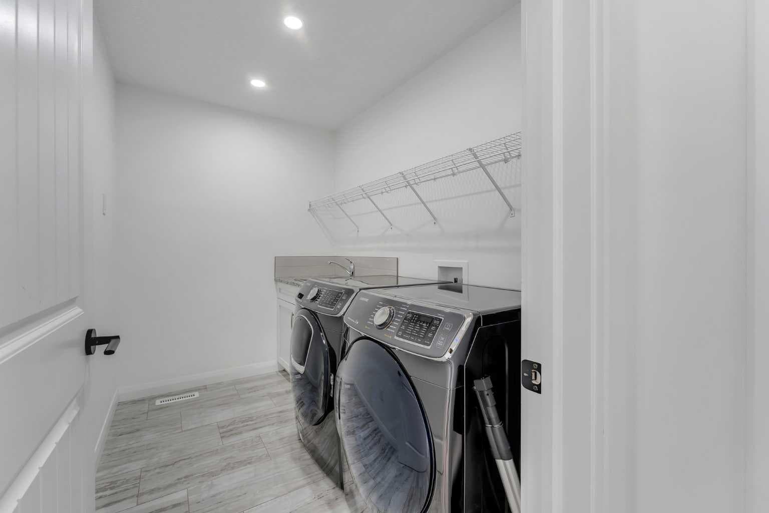 248 SANDPIPER Boulevard 