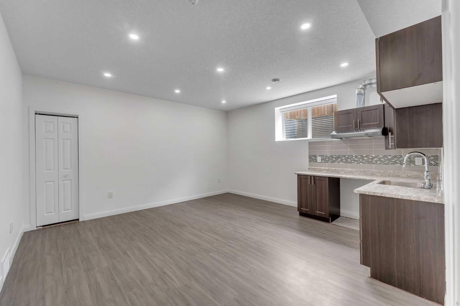 248 SANDPIPER Boulevard 