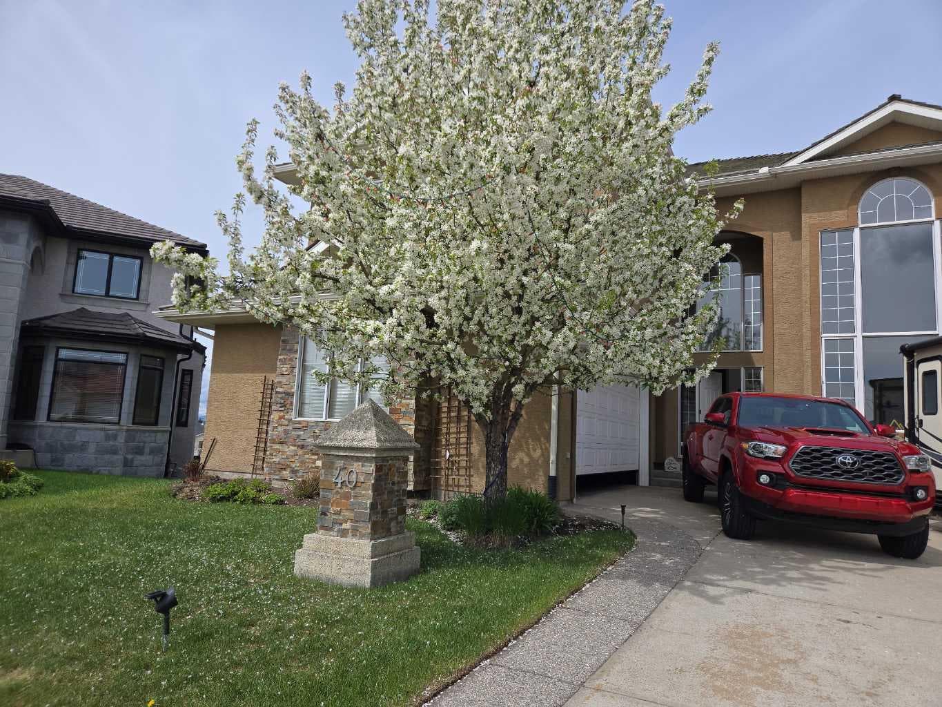 40 Arbour Estates Green NW
