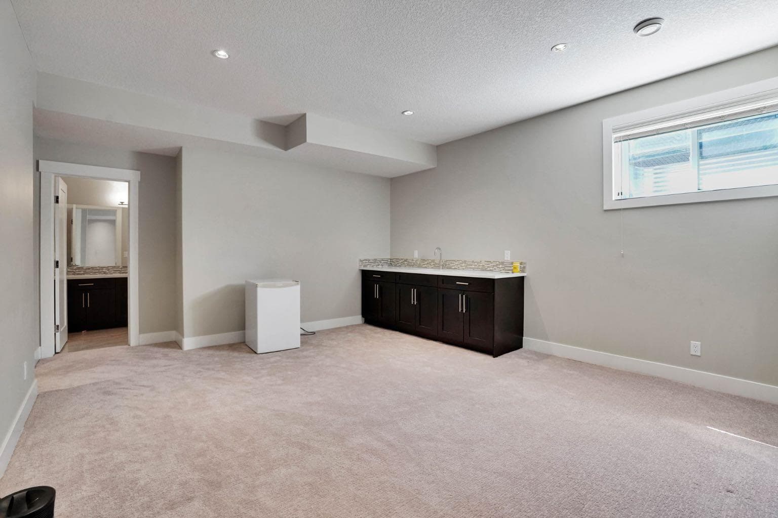 113 Kinniburgh Bay 