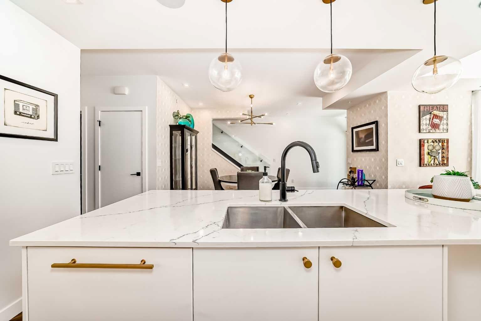 106, 8505 Broadcast Avenue SW