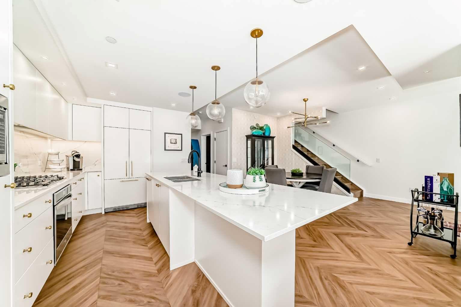 106, 8505 Broadcast Avenue SW