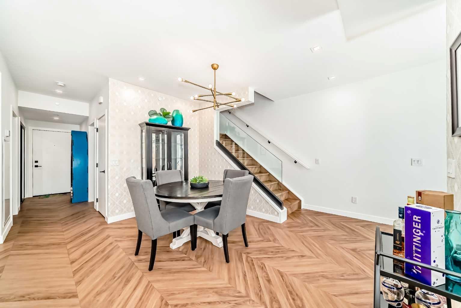 106, 8505 Broadcast Avenue SW