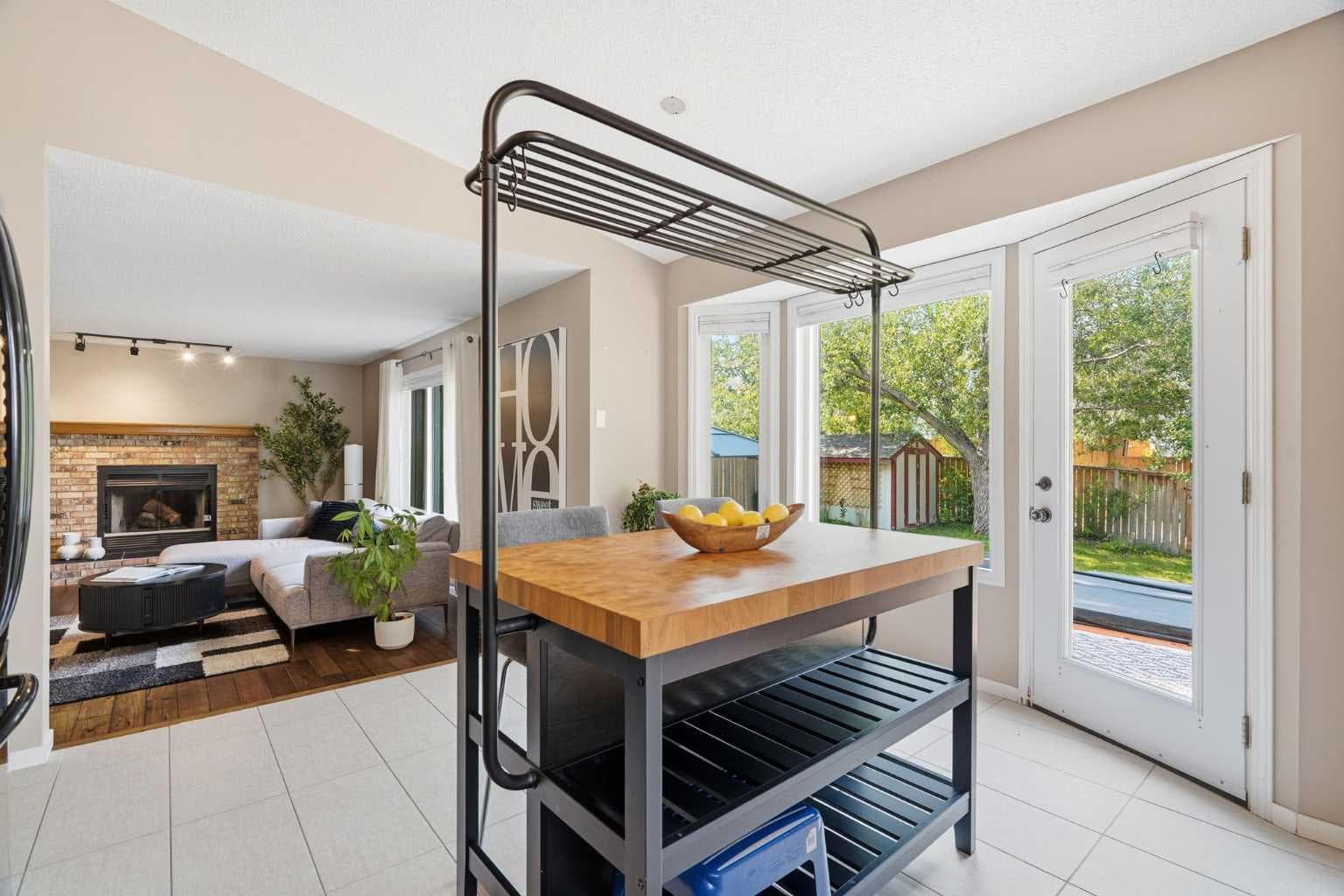 515 Macewan Drive NW