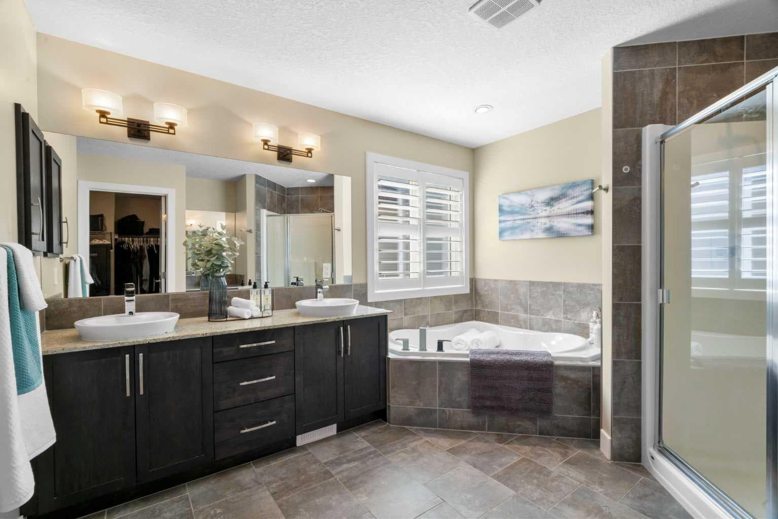 809 Canoe Green SW