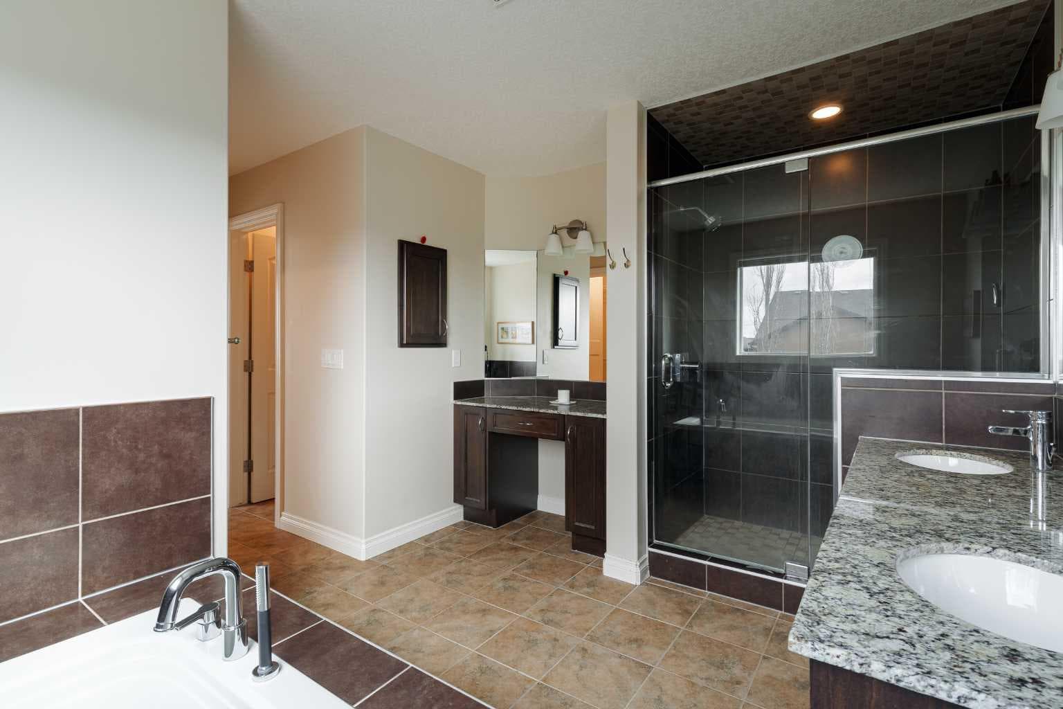 97 Aspenshire Drive SW
