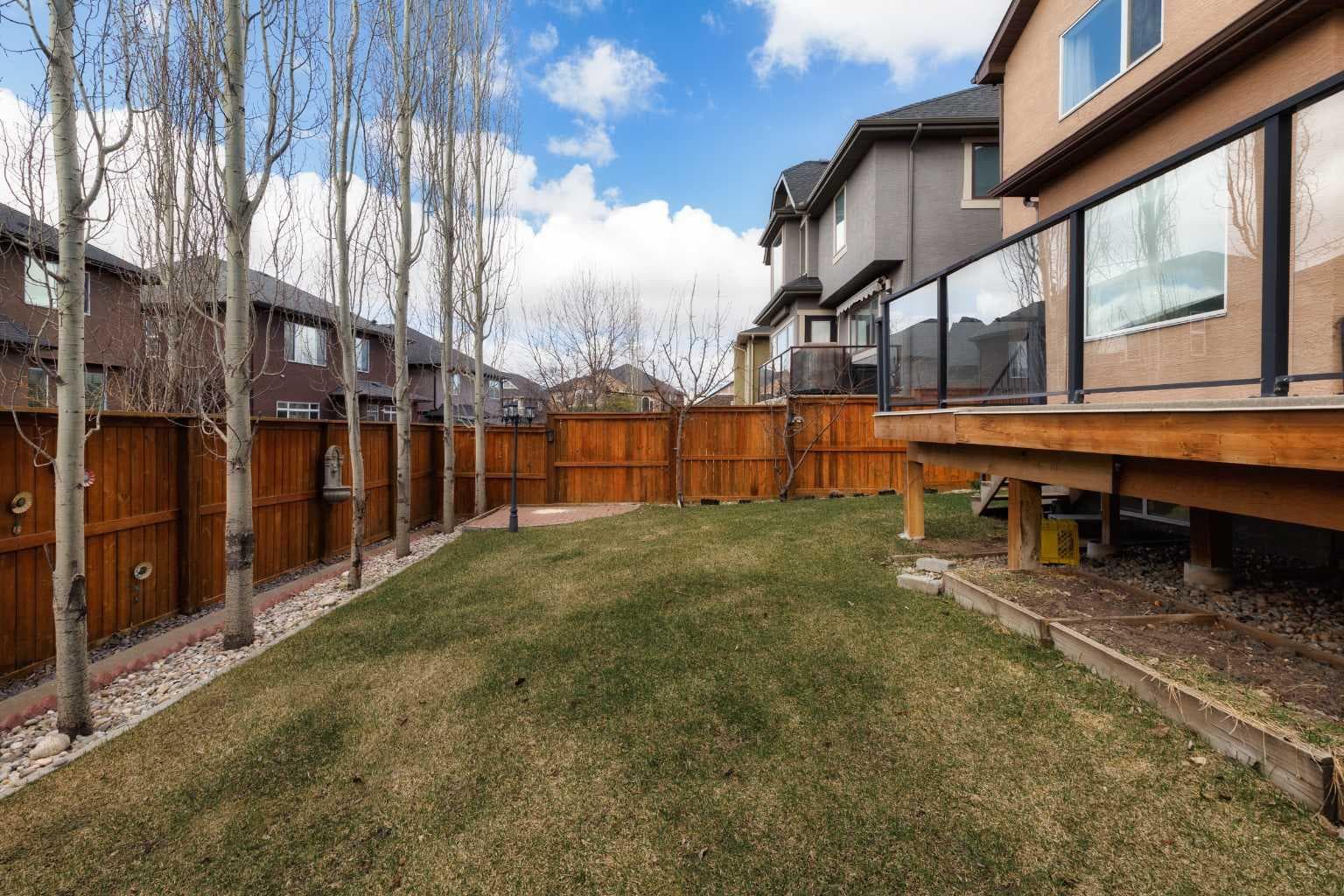 97 Aspenshire Drive SW