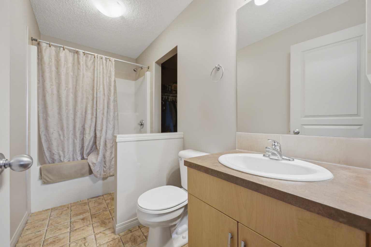 18 Auburn Bay Common SE