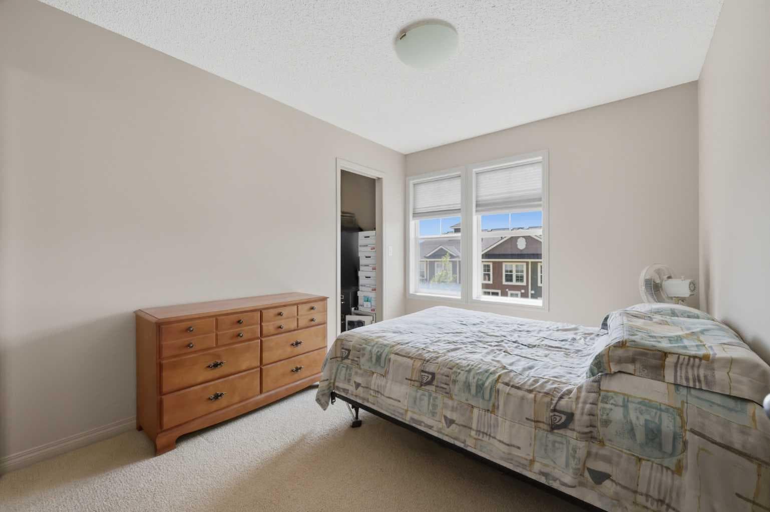 18 Auburn Bay Common SE