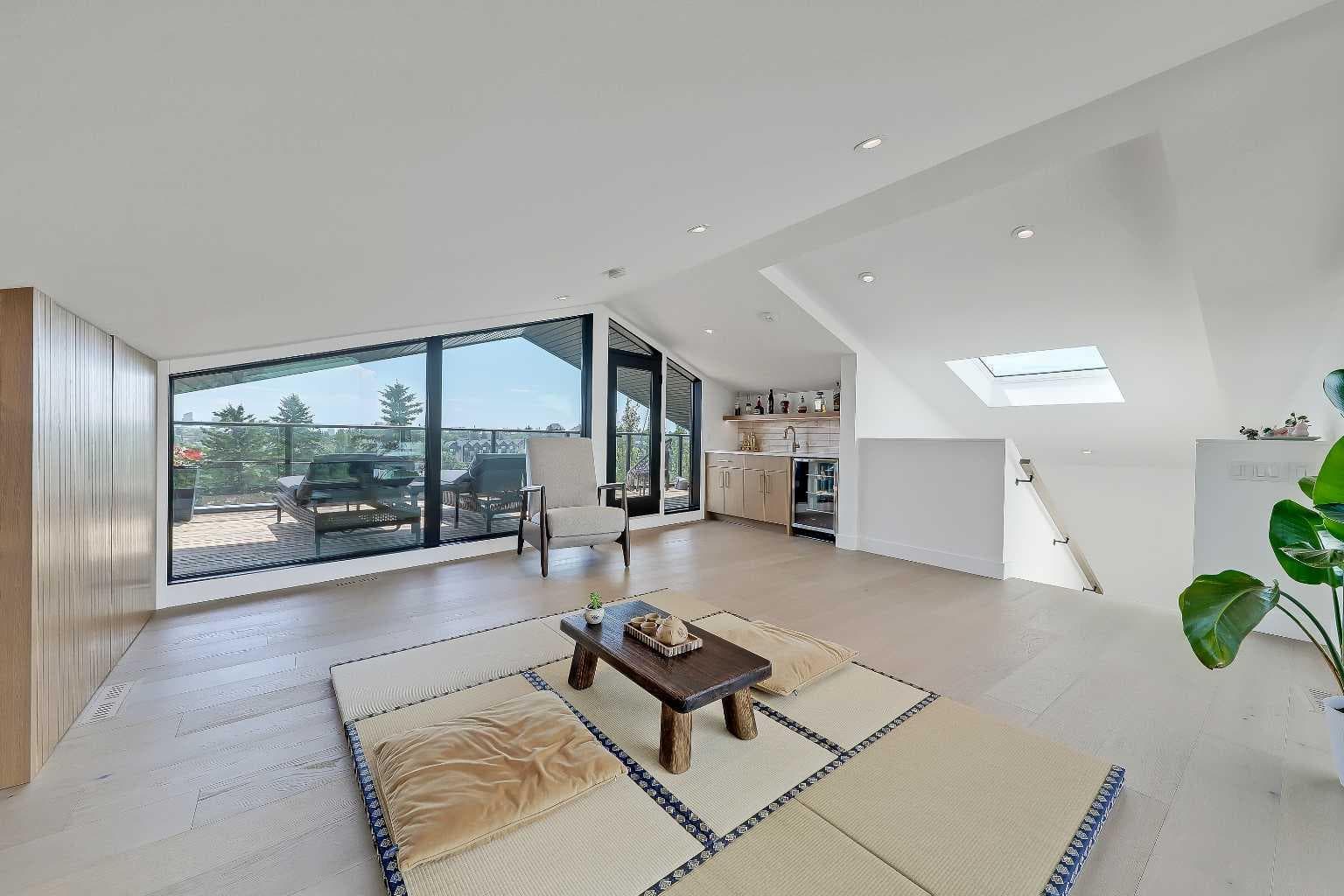 159 Rosery Drive NW