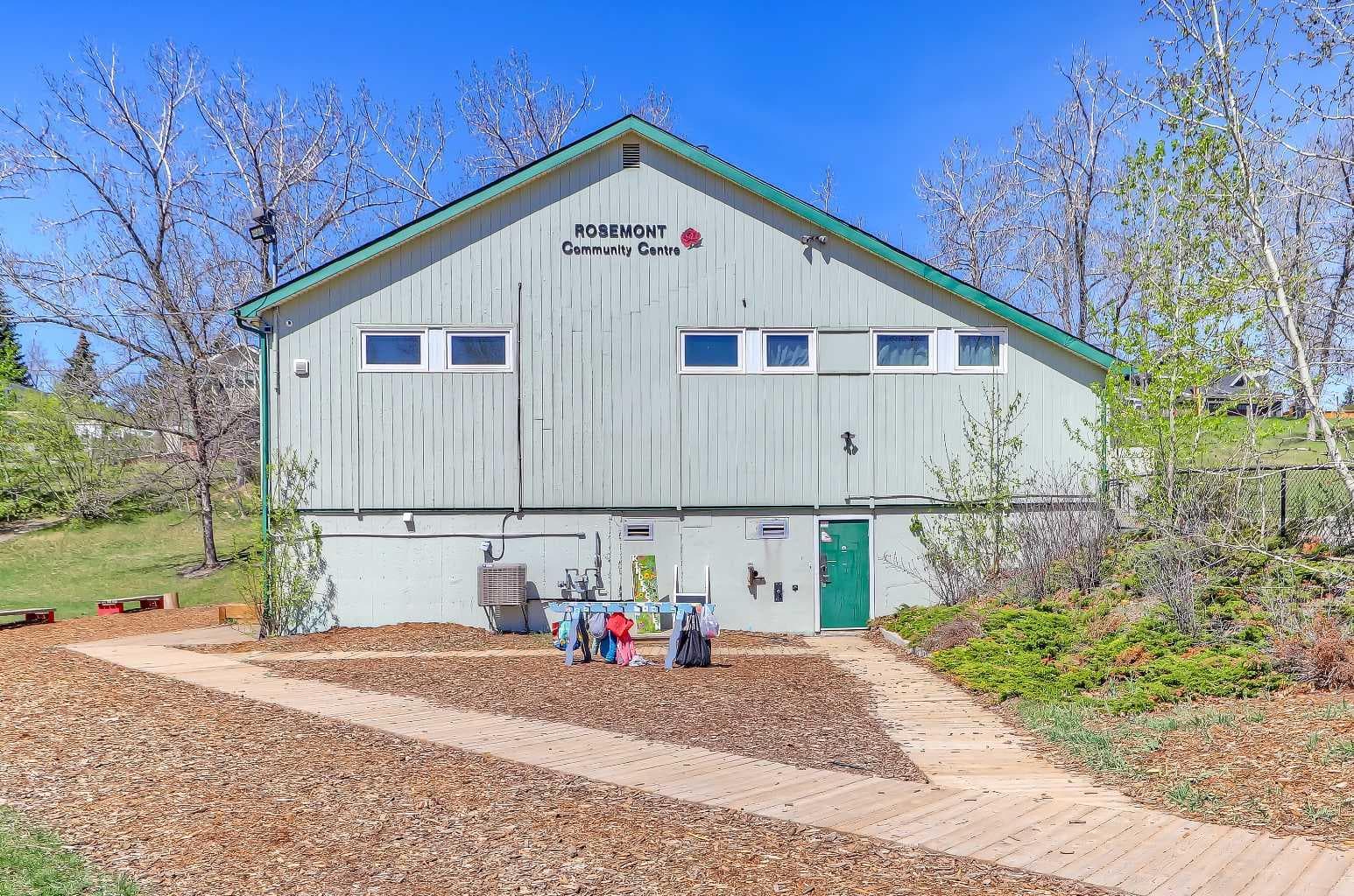159 Rosery Drive NW