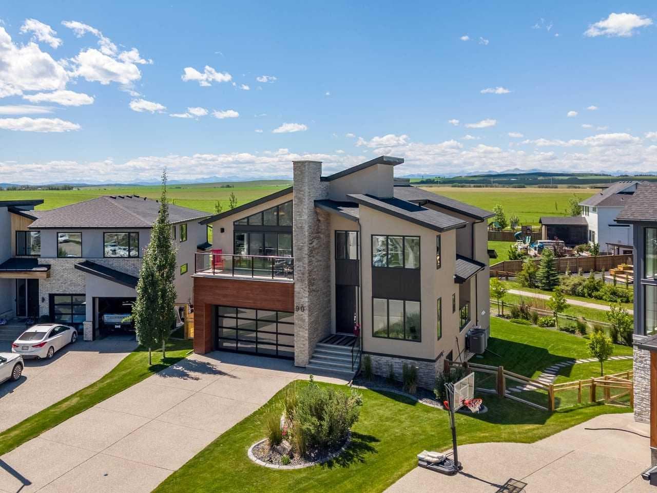 90 Juneberry Heights 