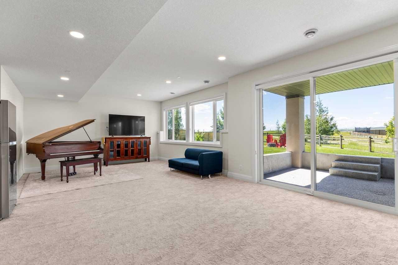 90 Juneberry Heights 