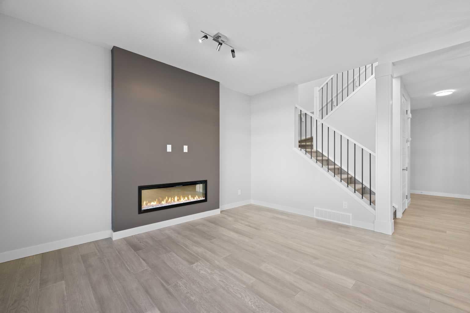 67 Agate Road 