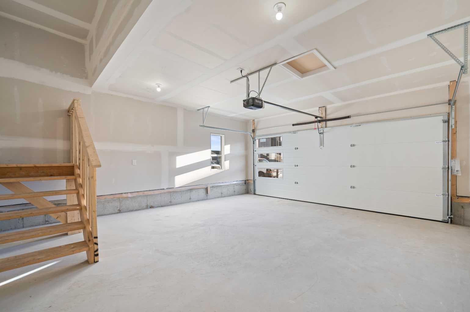 67 Agate Road 