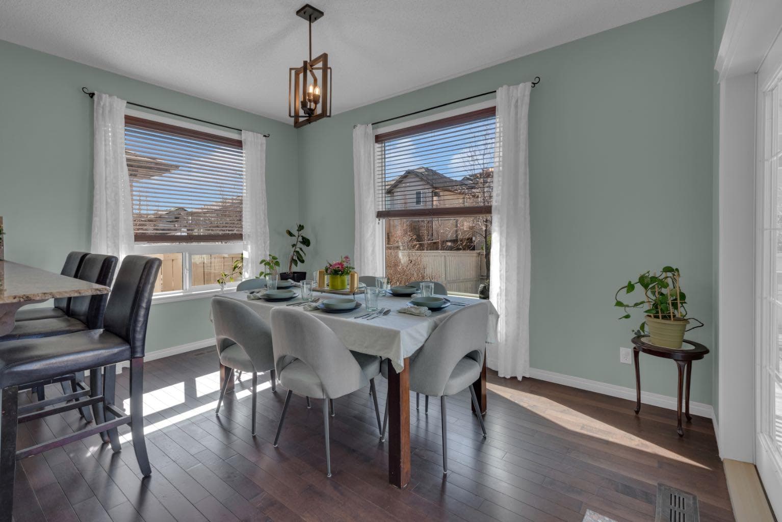 69 Morningside Circle SW
